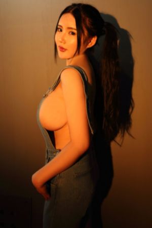 女秘书的特别招待_国产剧神马影院在线