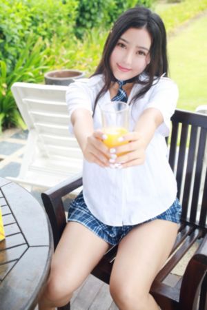 楼梯间被h肉邻居_4K免费观看韩国