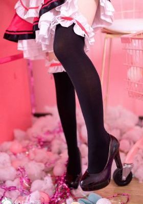 两个女人在有风景的海滩_完整版BD高清中字