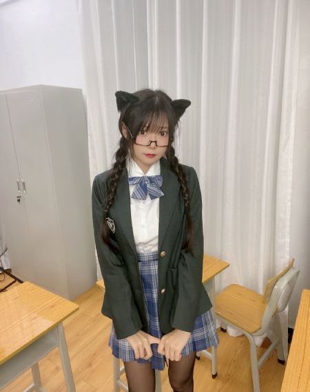 鸭王二_BD英语电影完整版