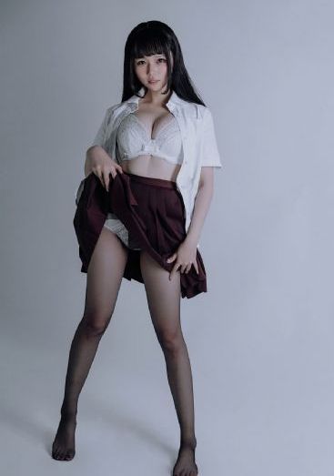 年轻的小婊4韩剧中文版_高清完整在线观看