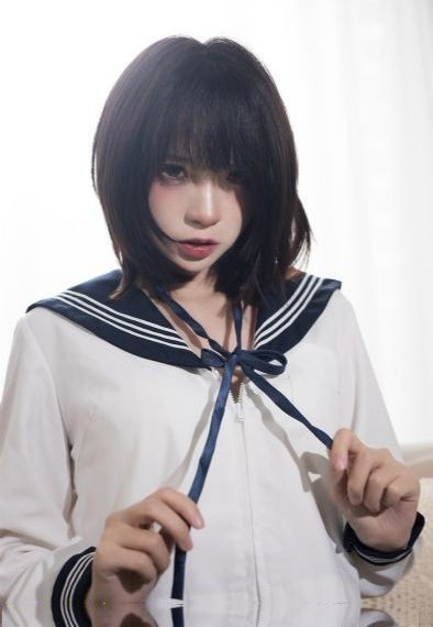 我和亲女在客厅作爱h在_BD英语神马影院手机在线